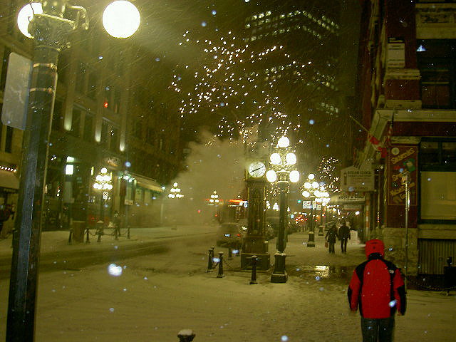 Source: flickr.com/photos/bluealpha/32059694